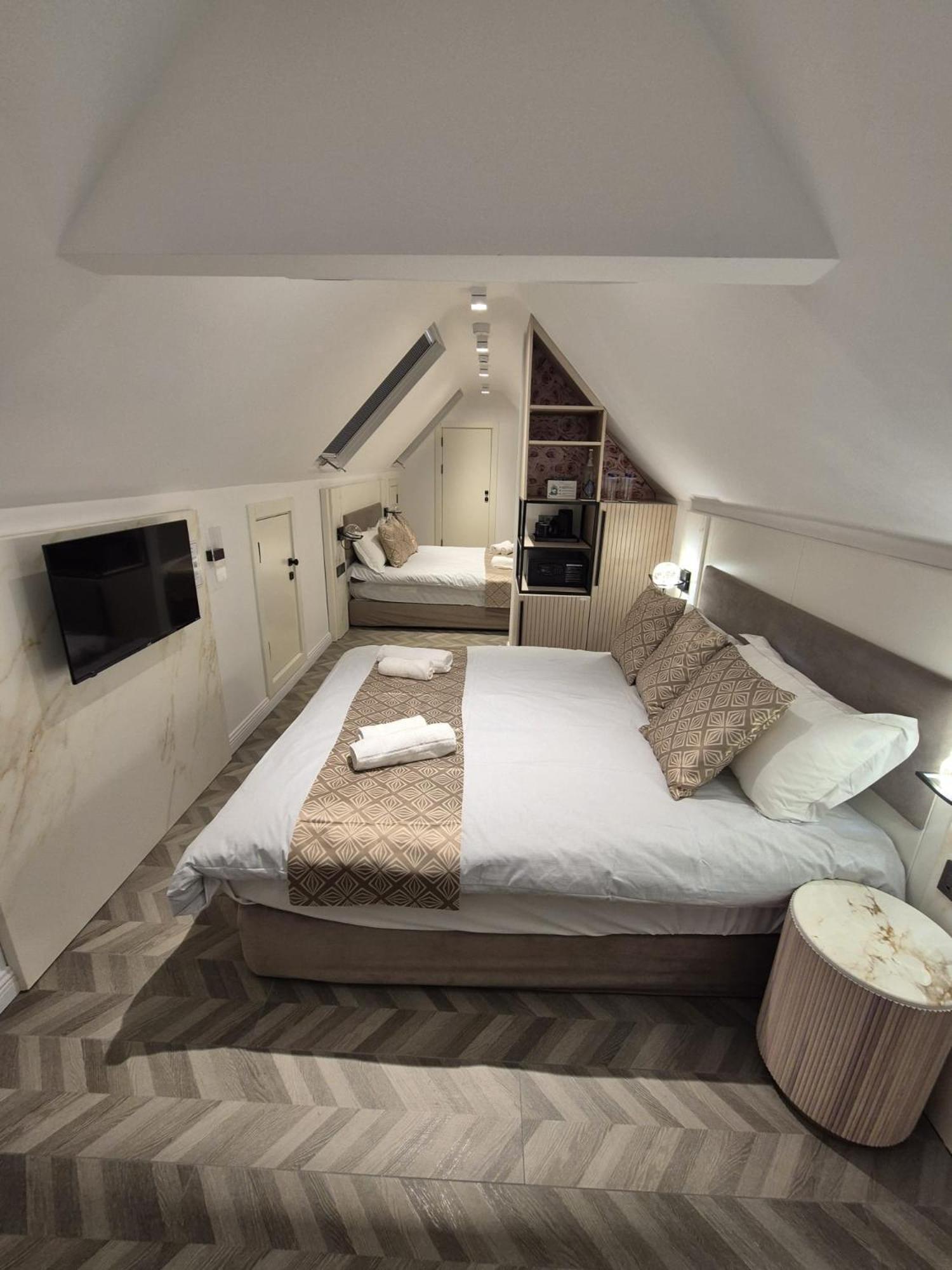 Rosemay Hotel Near London Heathrow Airport Hayes  Eksteriør bilde