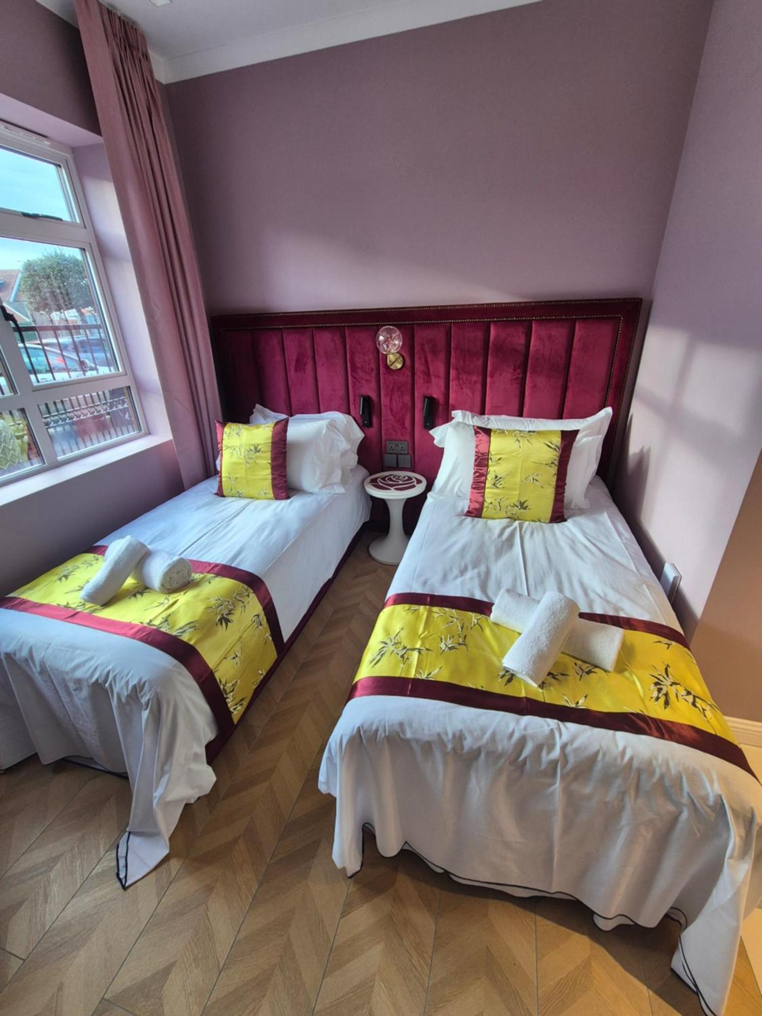 Rosemay Hotel Near London Heathrow Airport Hayes  Eksteriør bilde